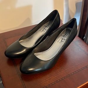 LifeStride Black Heels - 6.5W